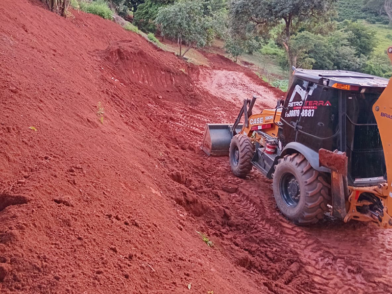 Nivelamento de terreno em Varginha-MG